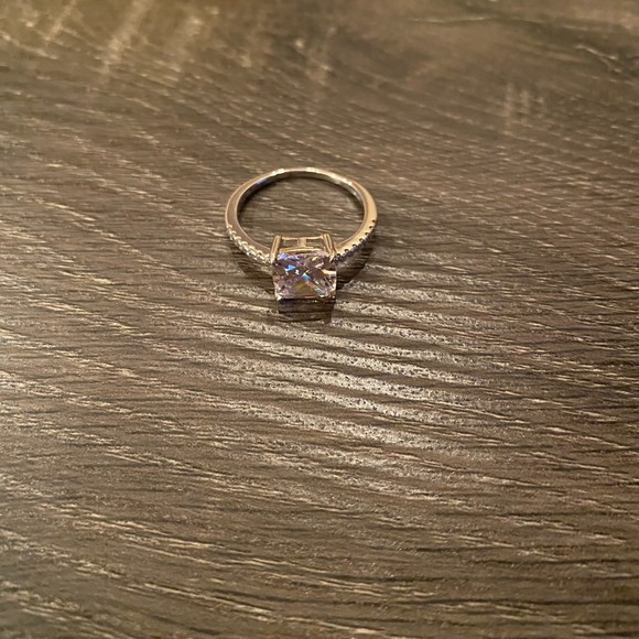 Giani Bernini Sterling Silver and Cubic Zirconia Ring‎ - Picture 2 of 4